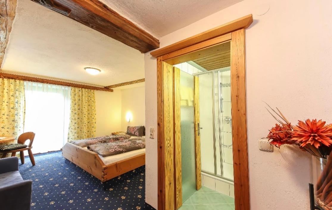 Hochwart Hof Bed & Breakfast Bed and Breakfast Σάαλμπαχ-Χίντεργκλεμ Εξωτερικό φωτογραφία